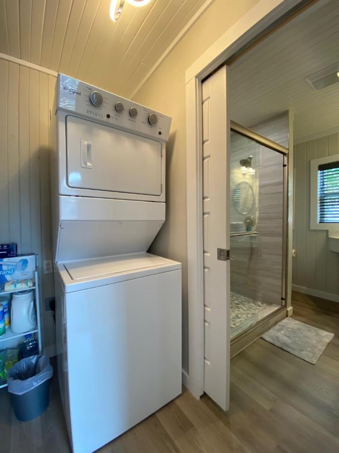 Canary Lake Cottage W/Hot Tub At Sam'S Pizza 温泉城 外观 照片