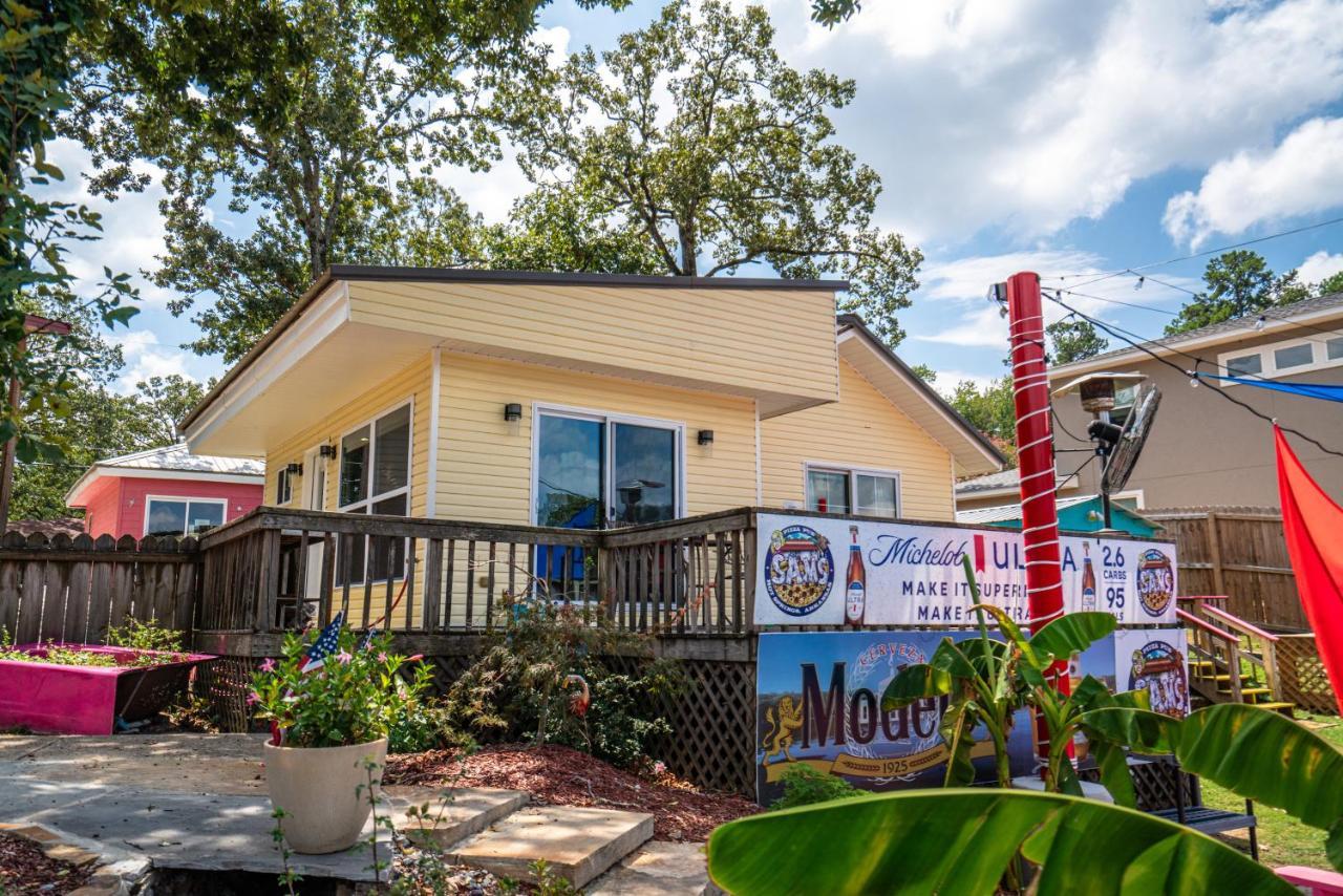 Canary Lake Cottage W/Hot Tub At Sam'S Pizza 温泉城 外观 照片