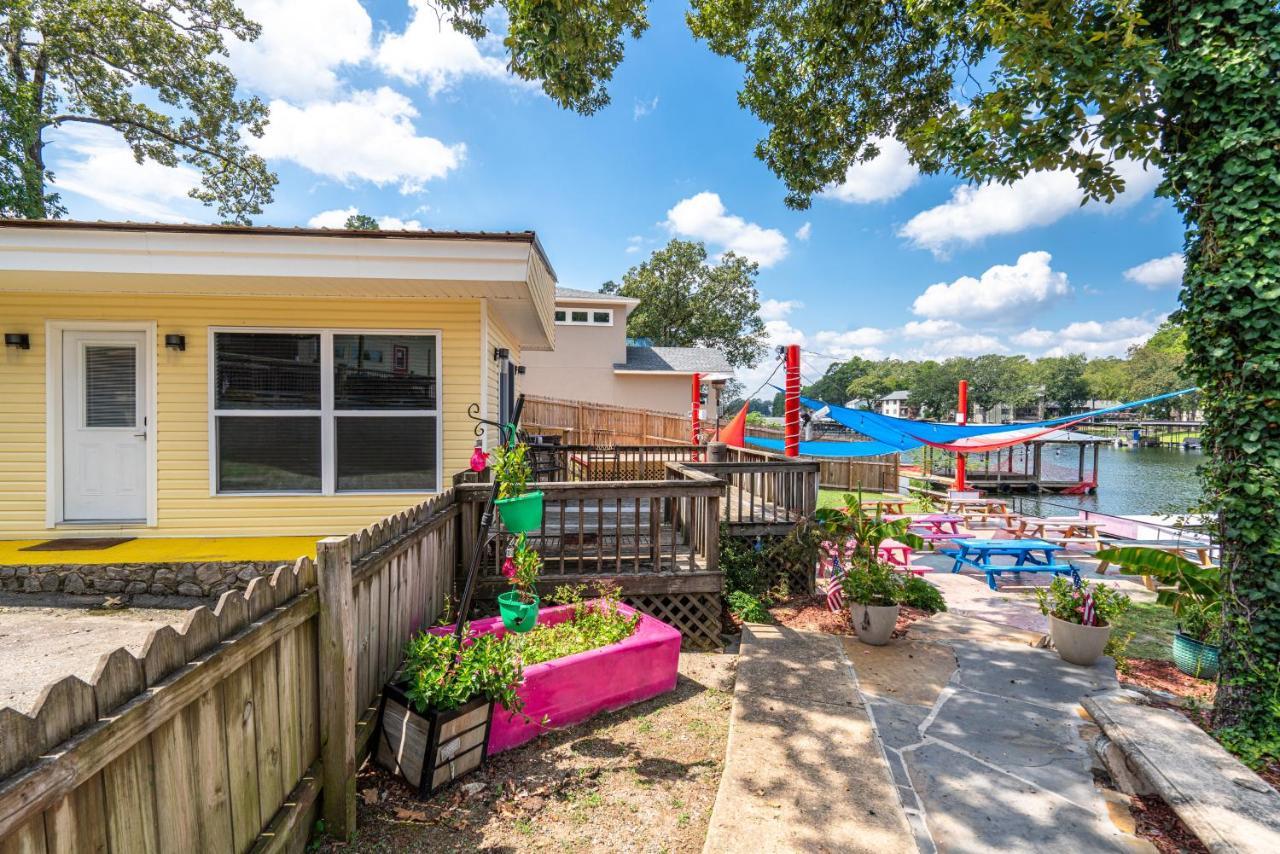Canary Lake Cottage W/Hot Tub At Sam'S Pizza 温泉城 外观 照片